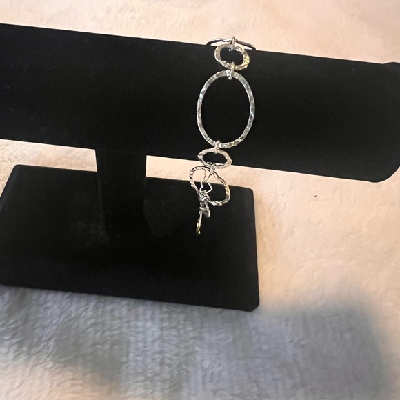 Sale 925 Gold over Silver Hammered Link Bracelet - Picture 9 of 11